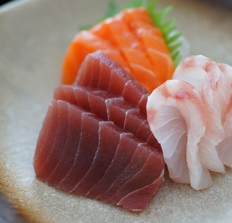 japońskie danie sashimi