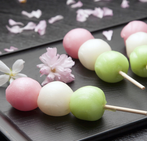 Botchan-Dango - barwione kluseczki