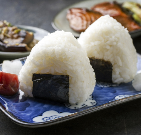 Tradycyjne japońskie Onigiri