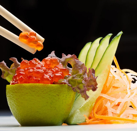 Sashimi z kawiorem - Japońska kuchnia