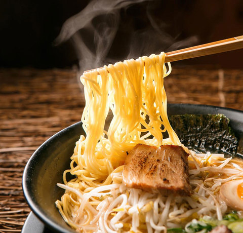 Ramen podczas przygotowywania