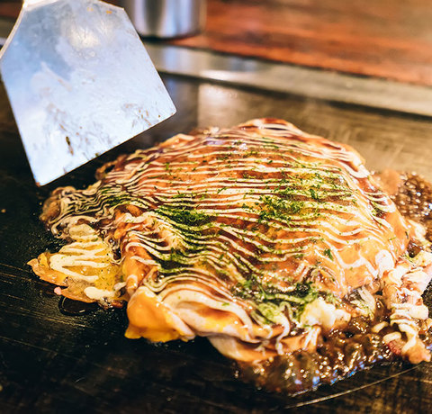 Japoński placek Okonomiyaki